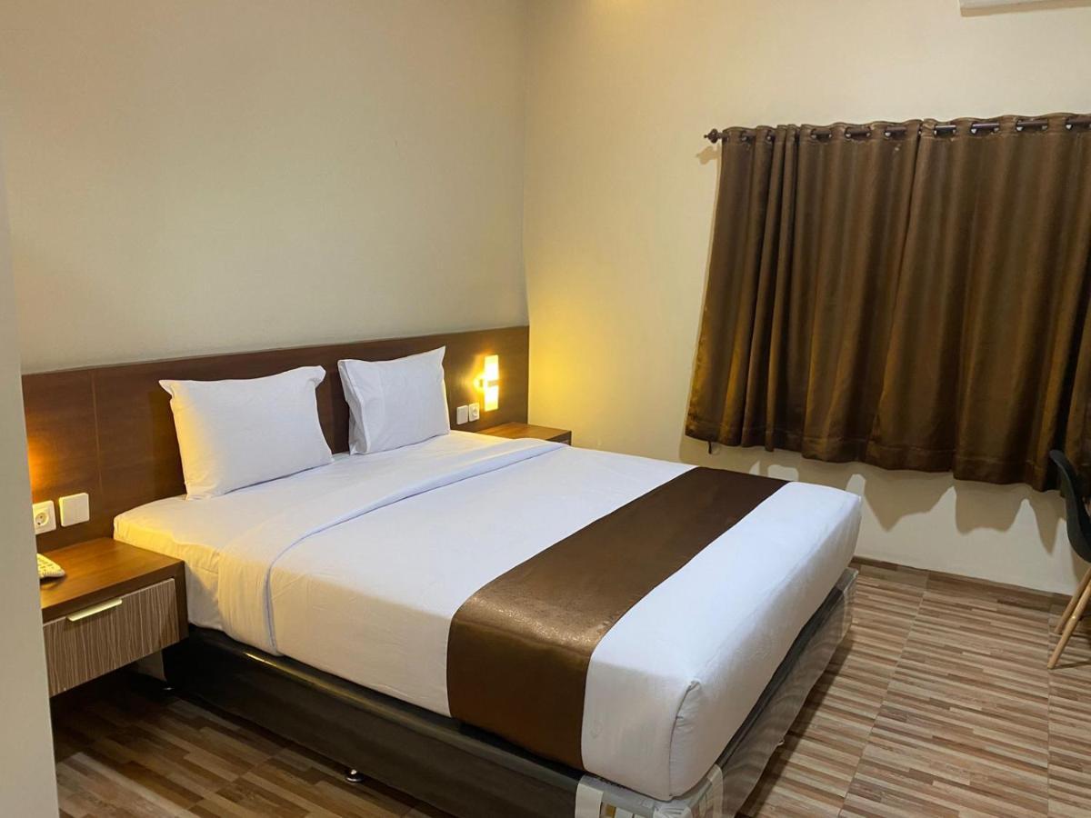 T Hotel Kualanamu Lubukpakam Exteriér fotografie