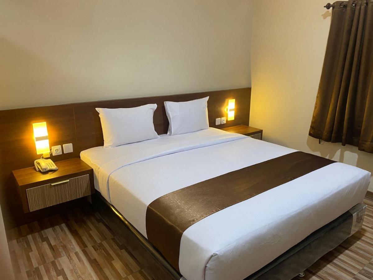 T Hotel Kualanamu Lubukpakam Exteriér fotografie